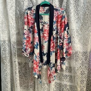 🟤 Vibrant Floral Open-Front Kimono with Navy Blue trim